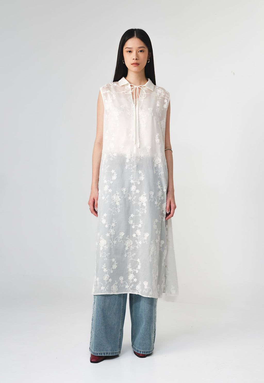 REVEKA SLEEVELESS DRESS