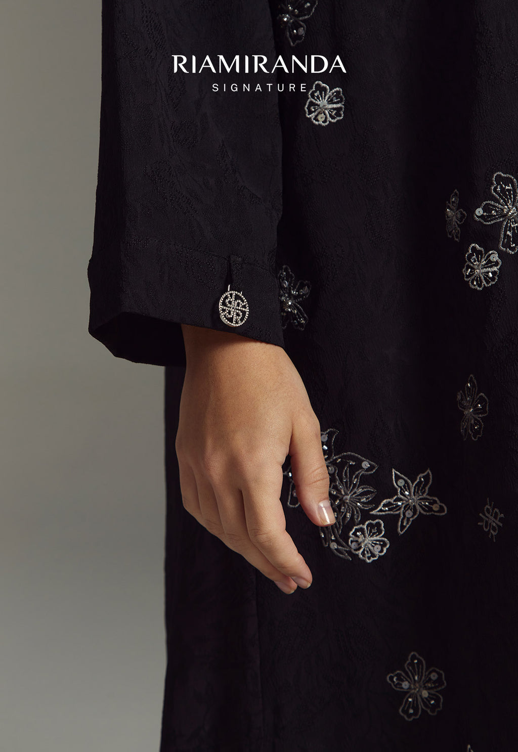 LAMEERA LONG OUTER
