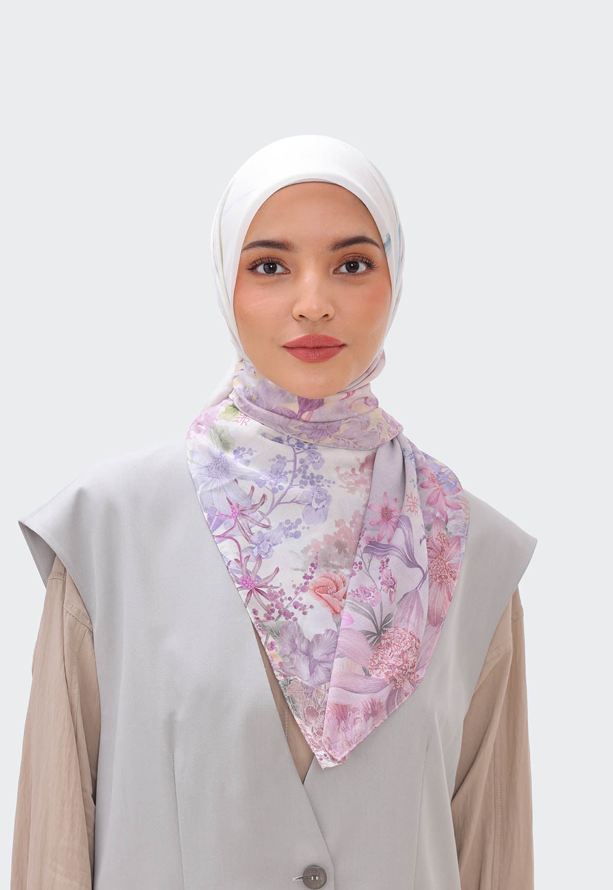 NAIRA SCARF