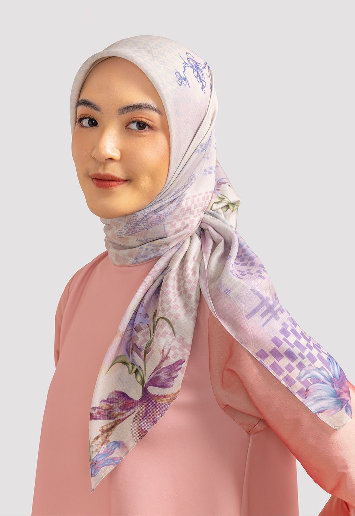 MINOR DEFECT R5 - PRISSIA SCARF