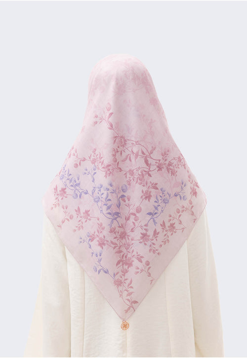 LEANOR SCARF