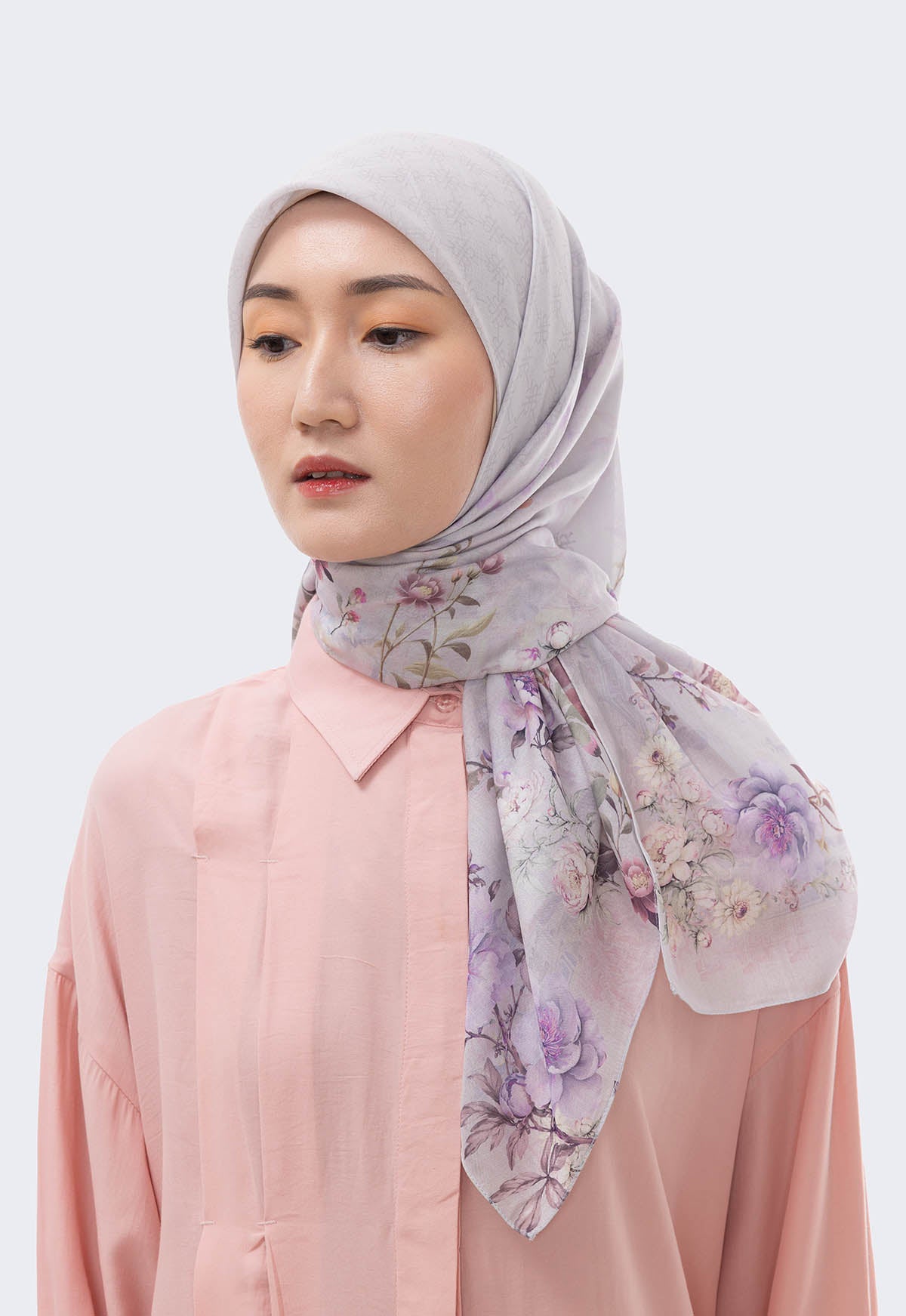 ASHVIA SCARF