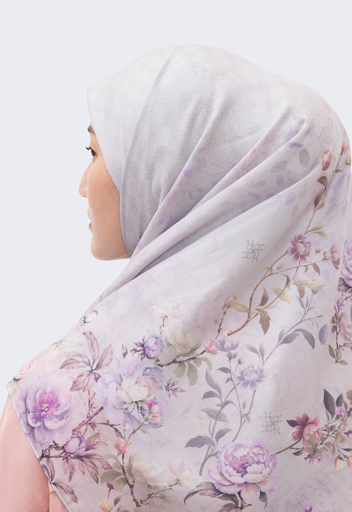 ASHVIA SCARF