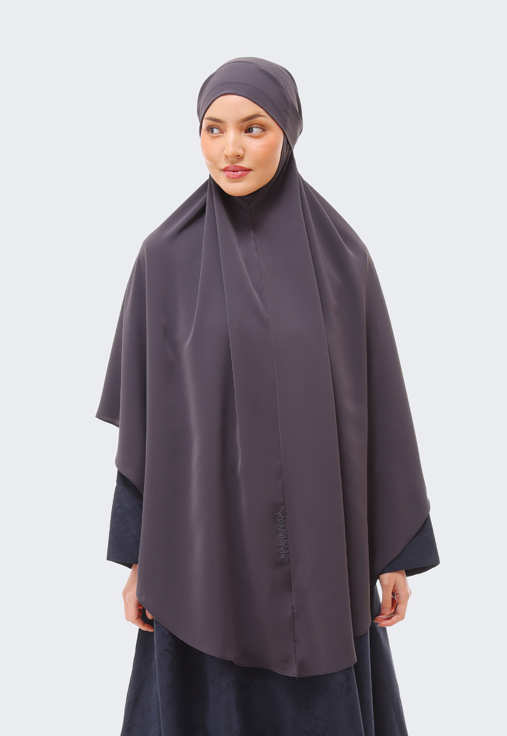 MAHIRA KHIMAR