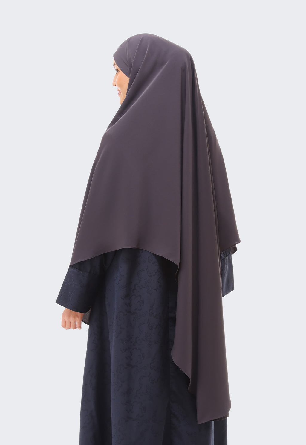 MAHIRA KHIMAR