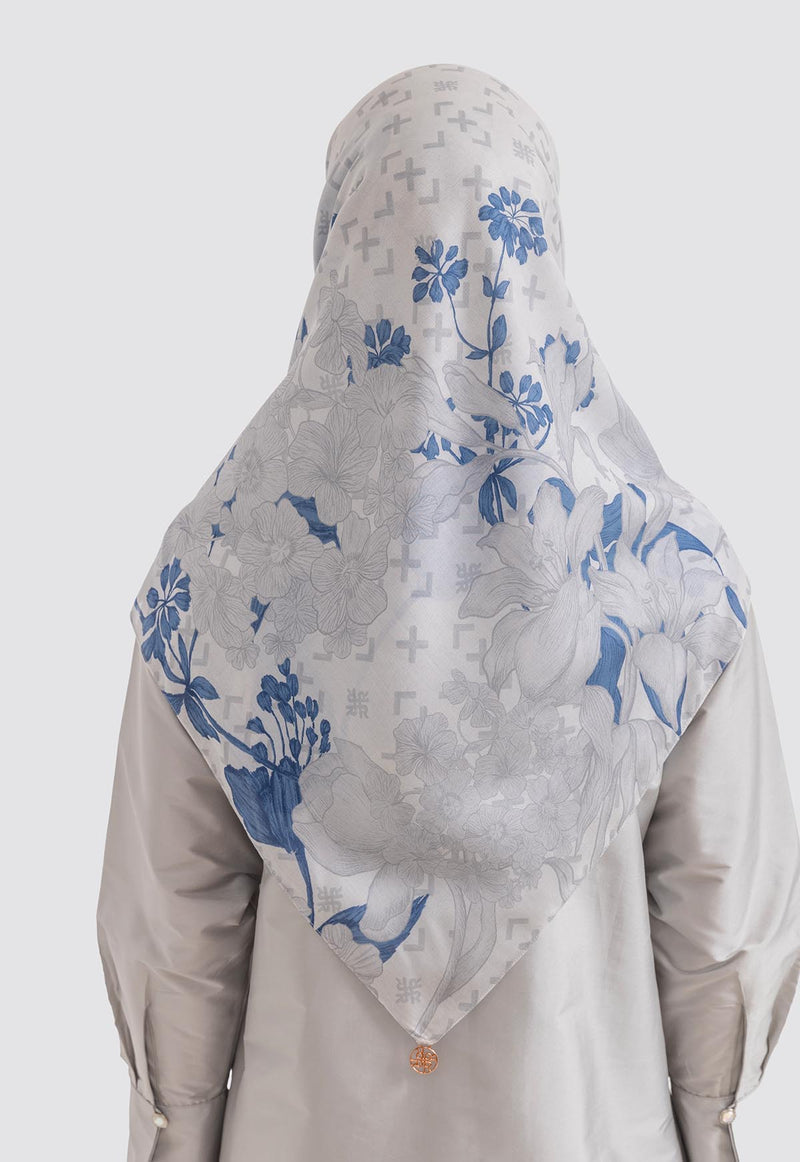 LYRIA SCARF