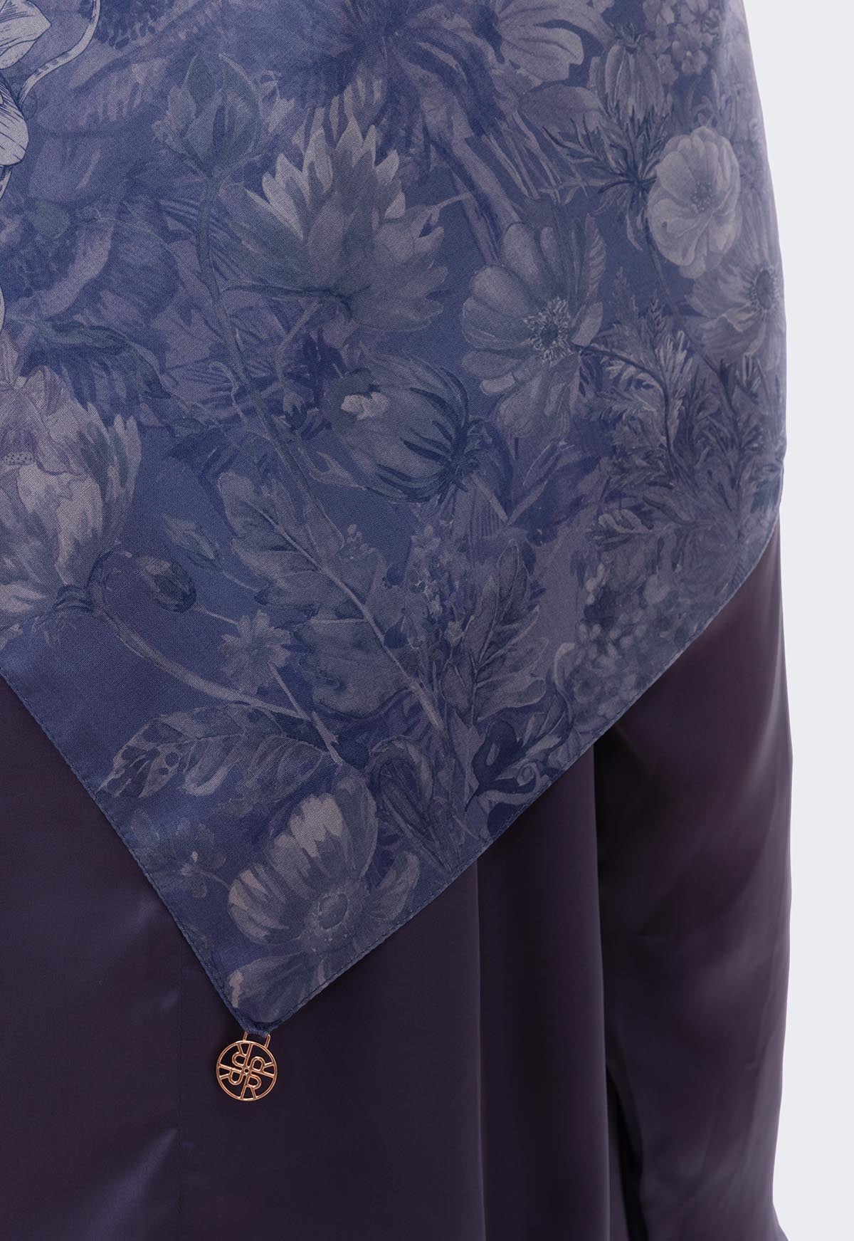 DYANDRA SCARF