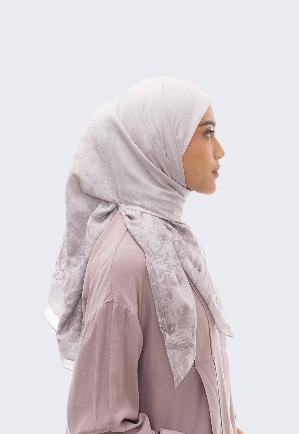 DYANDRA SCARF