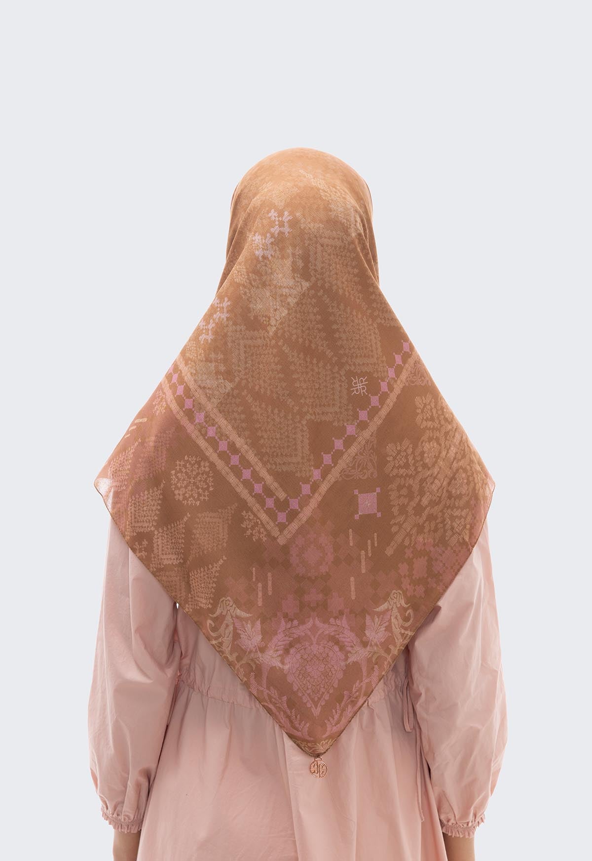 EVELINE SCARF
