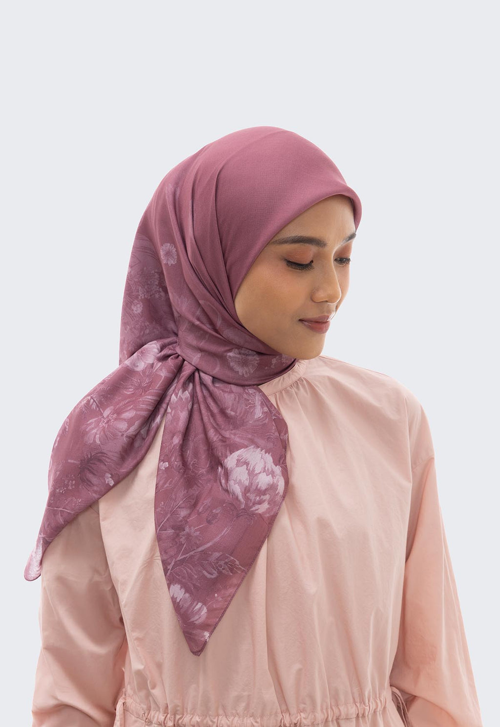 DYANDRA SCARF