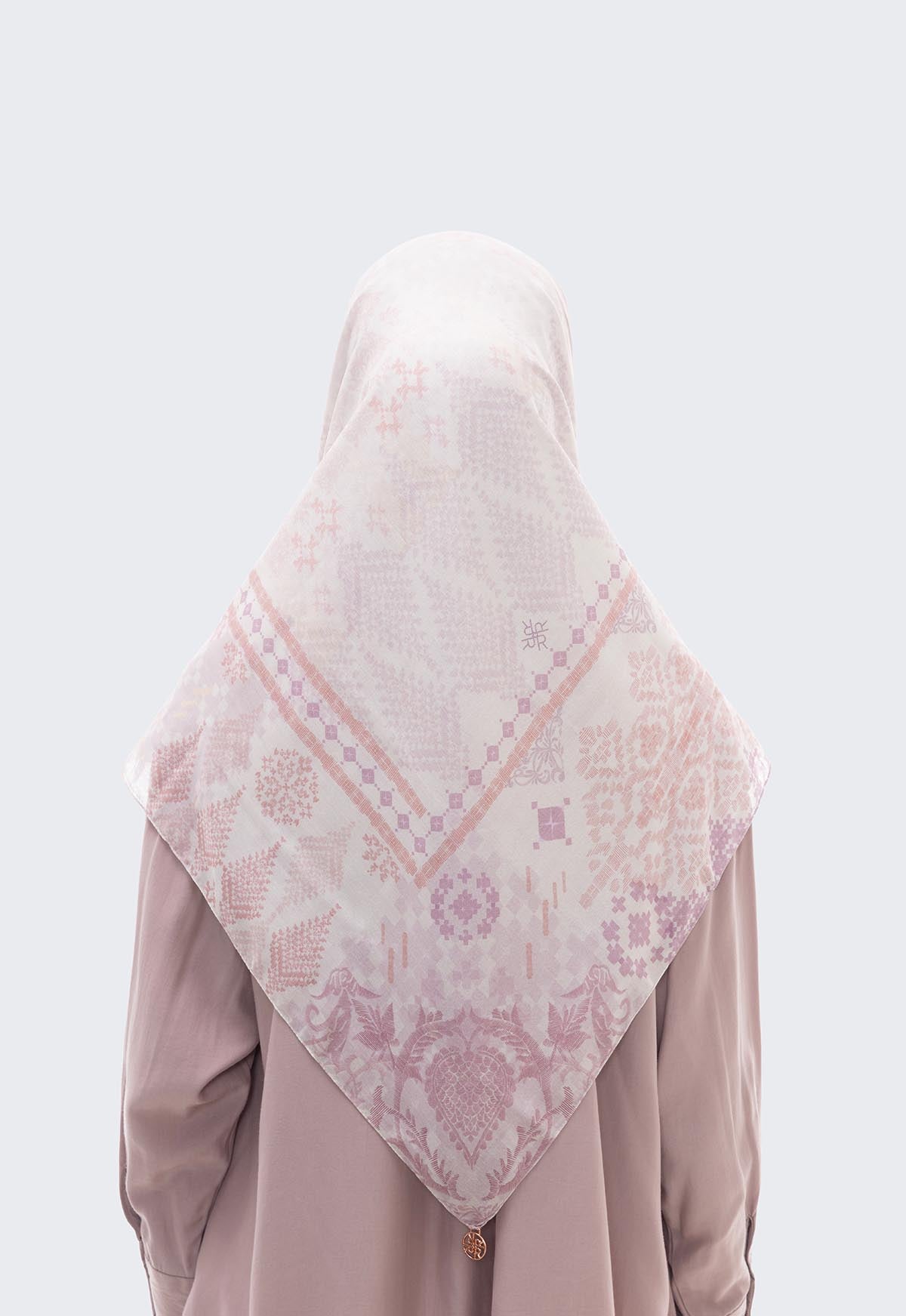 EVELINE SCARF