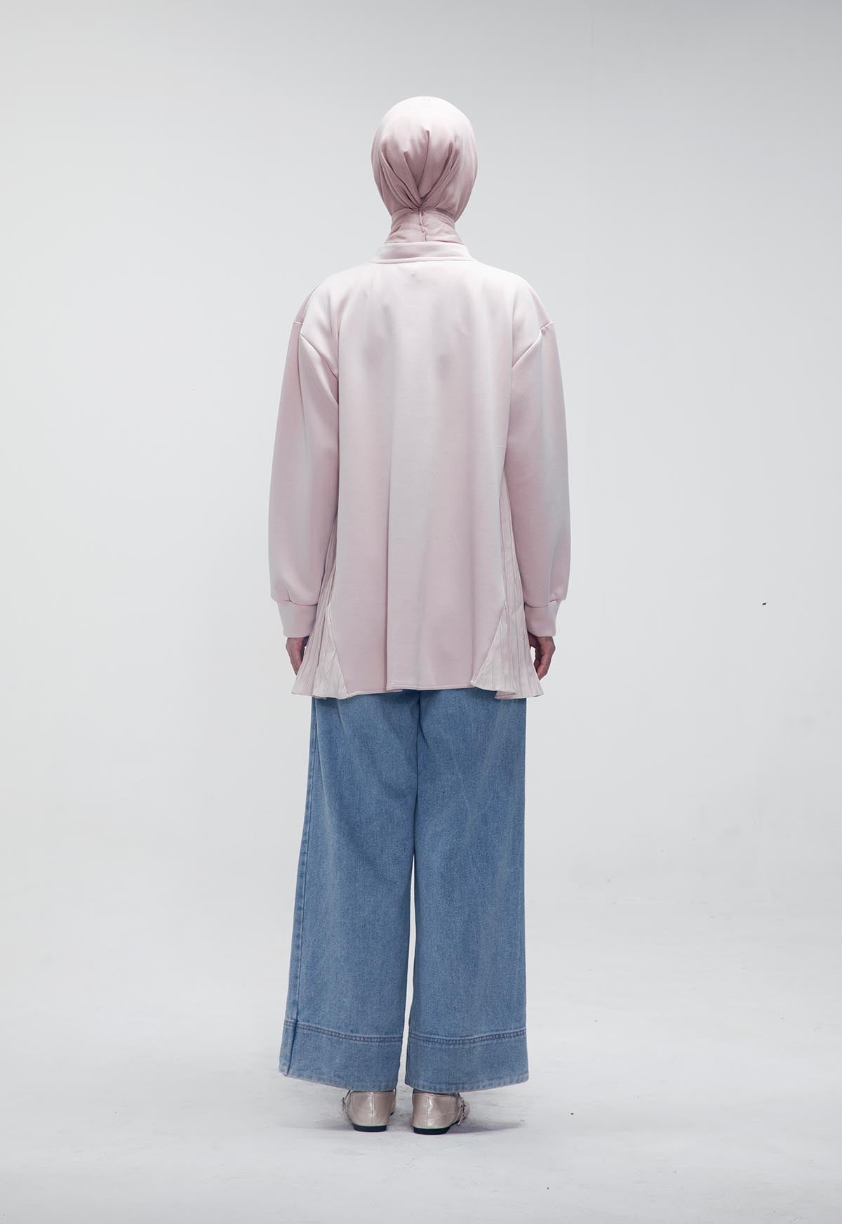 CAILA SWEATSHIRT