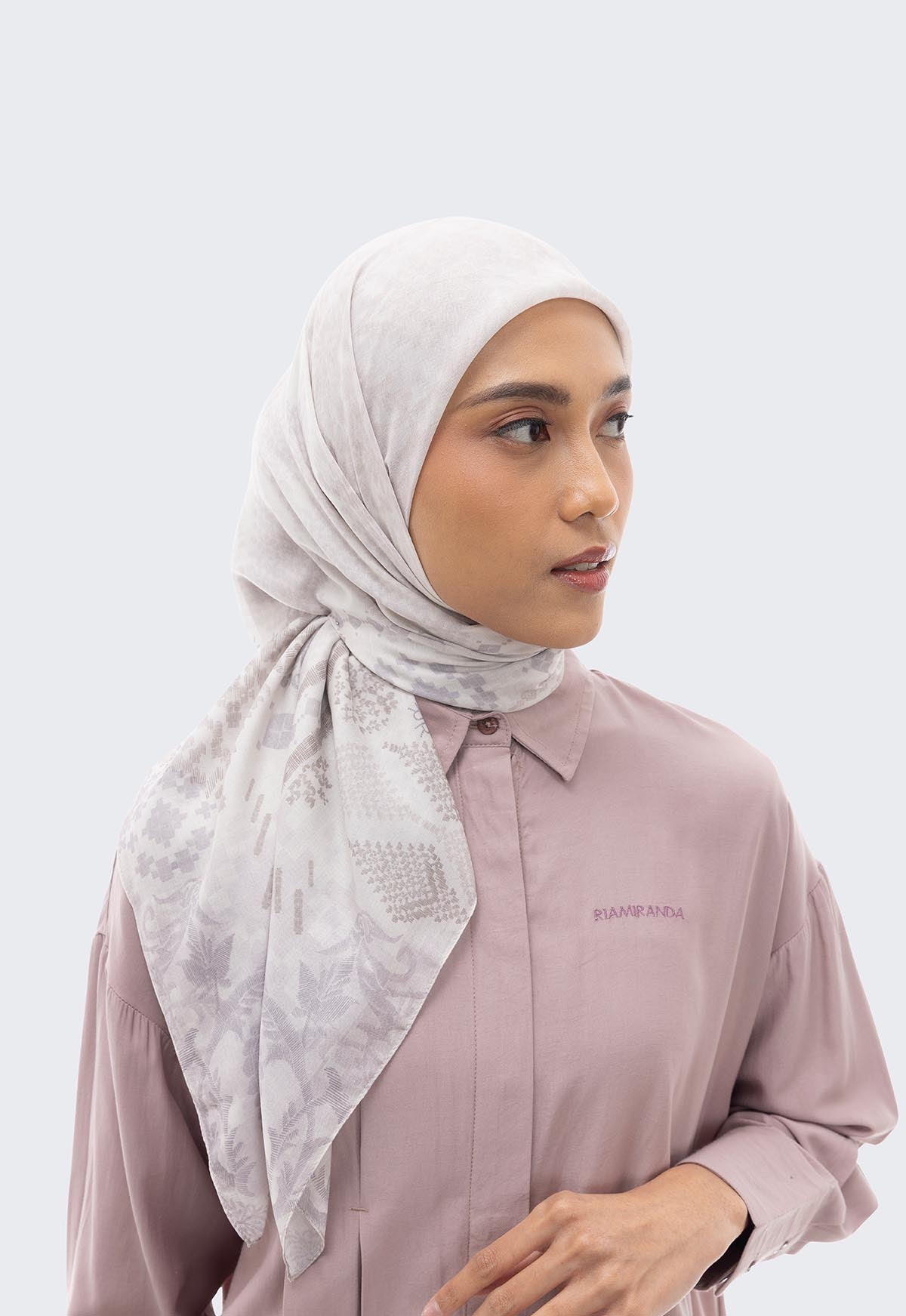 EVELINE SCARF