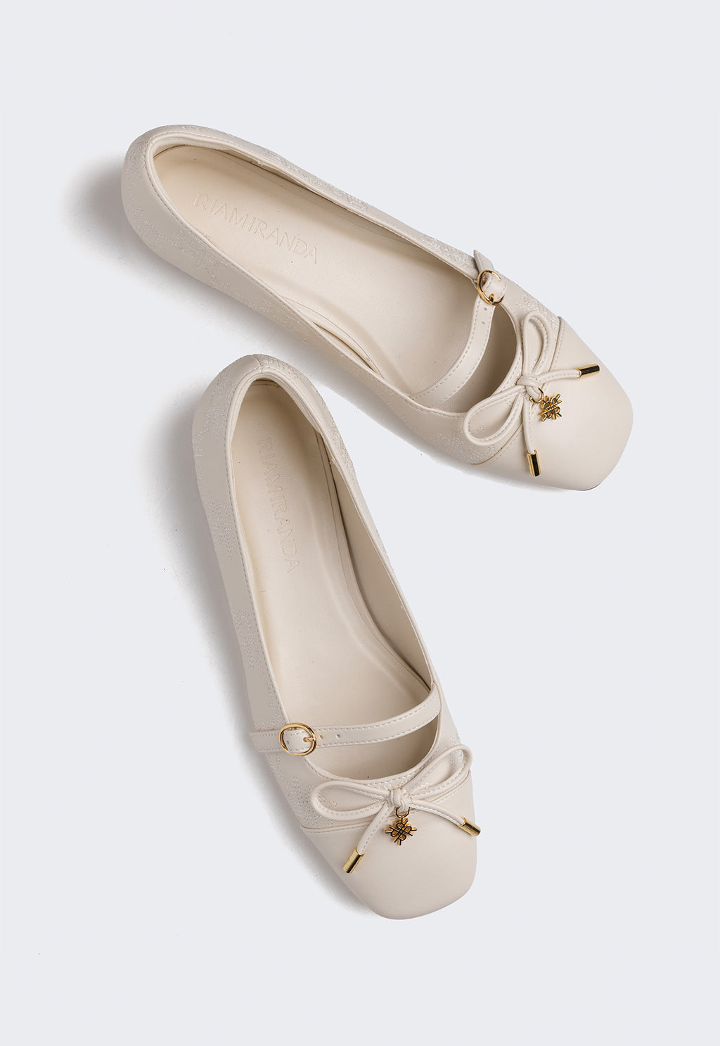 EMELINE FLAT SHOES