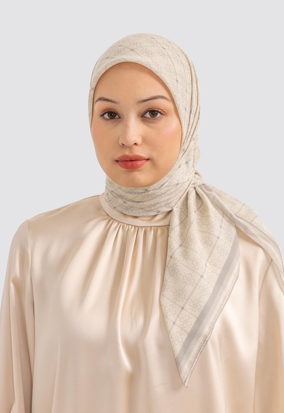 ESHAL SCARF