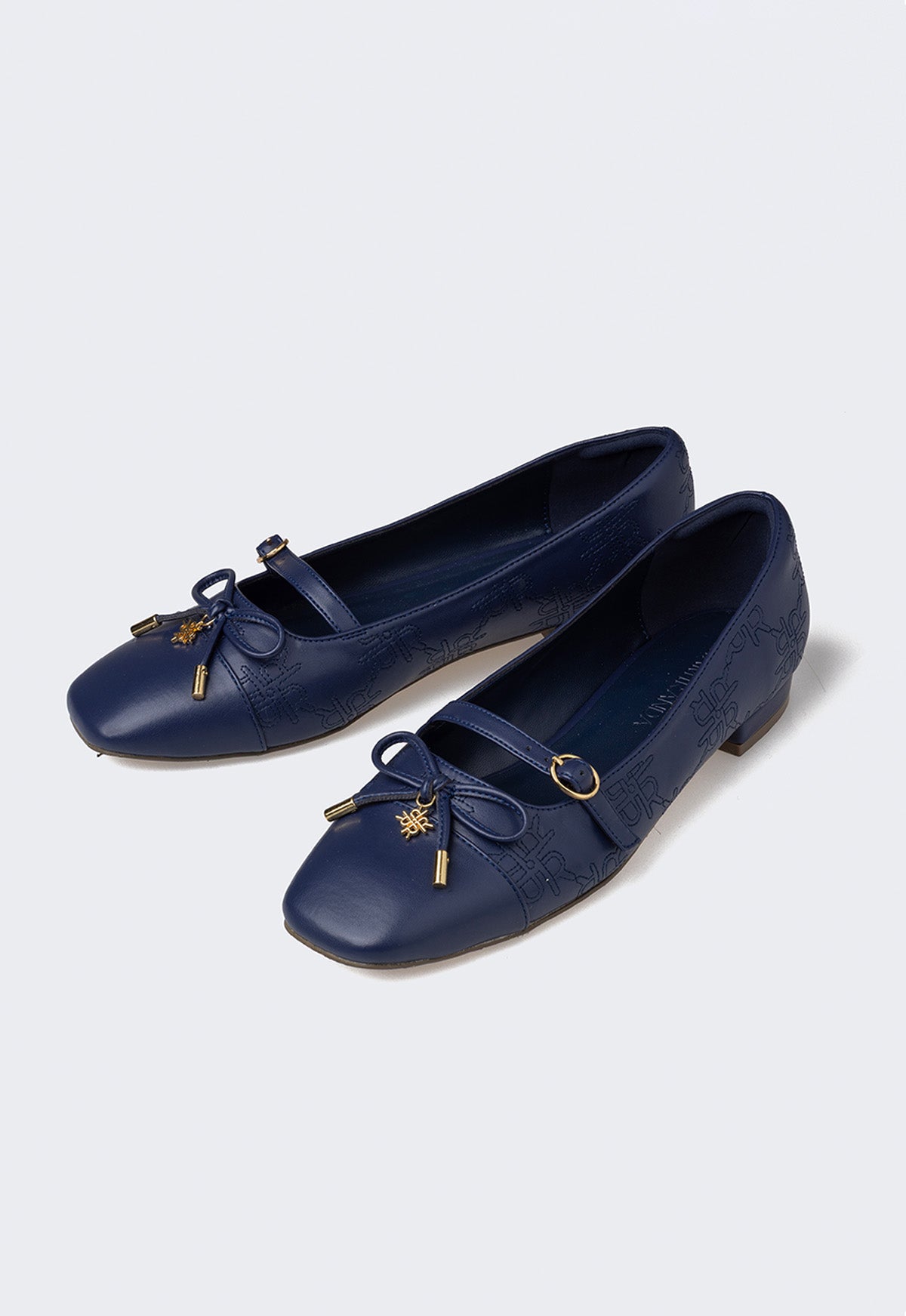 EMELINE FLAT SHOES