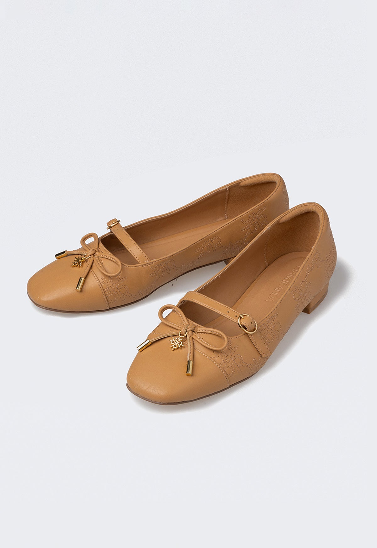 EMELINE FLAT SHOES