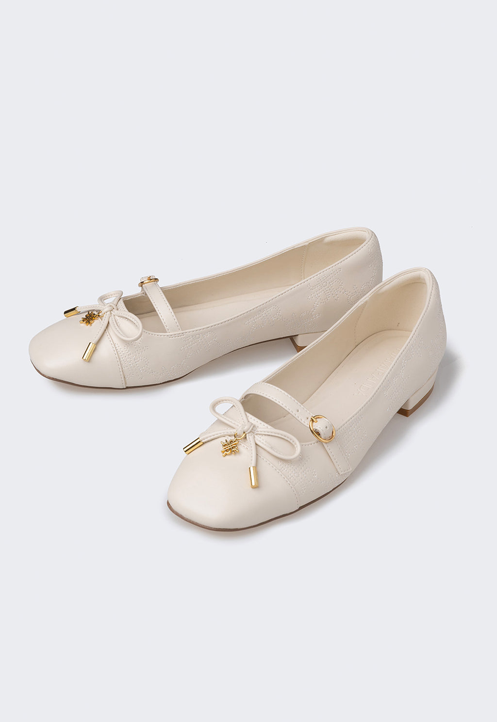 EMELINE FLAT SHOES