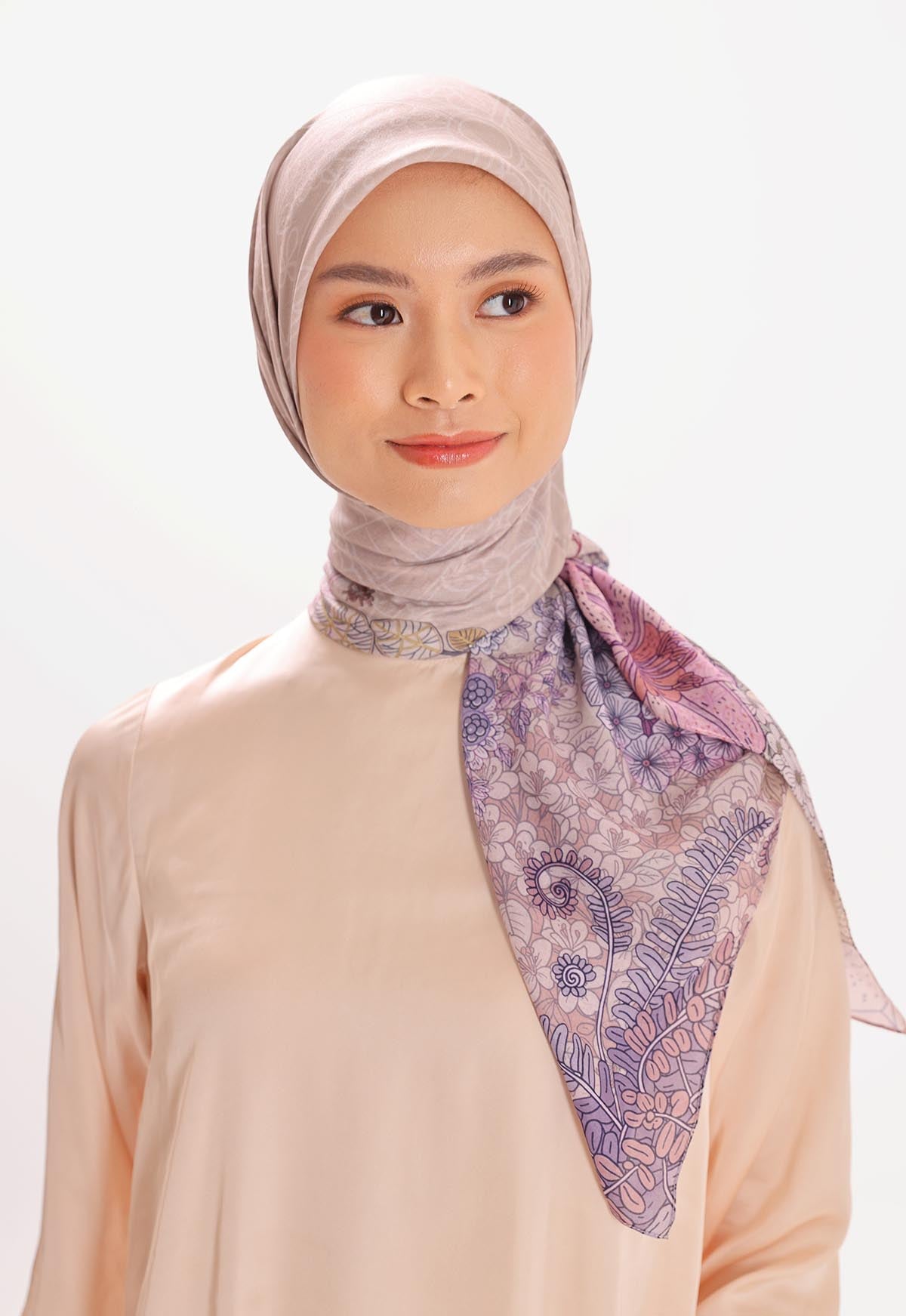 BALIA SCARF