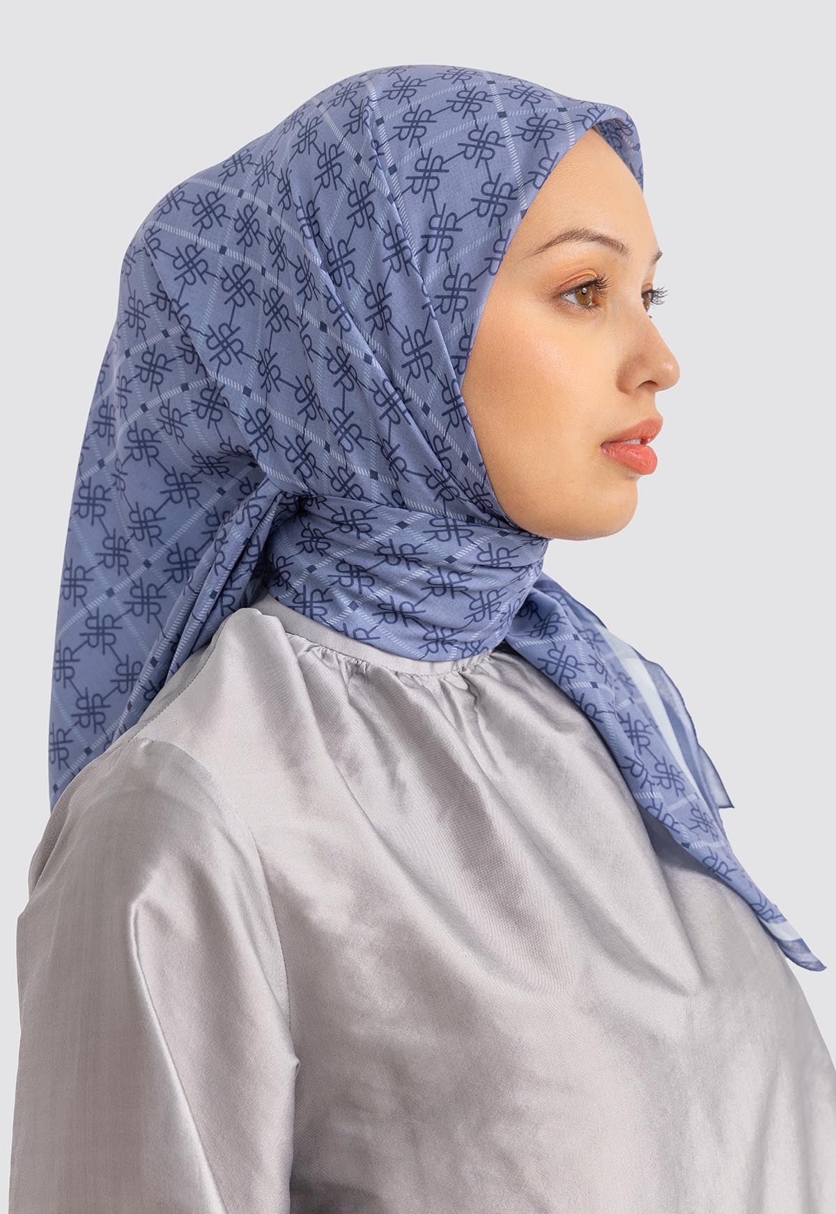 ESHAL SCARF