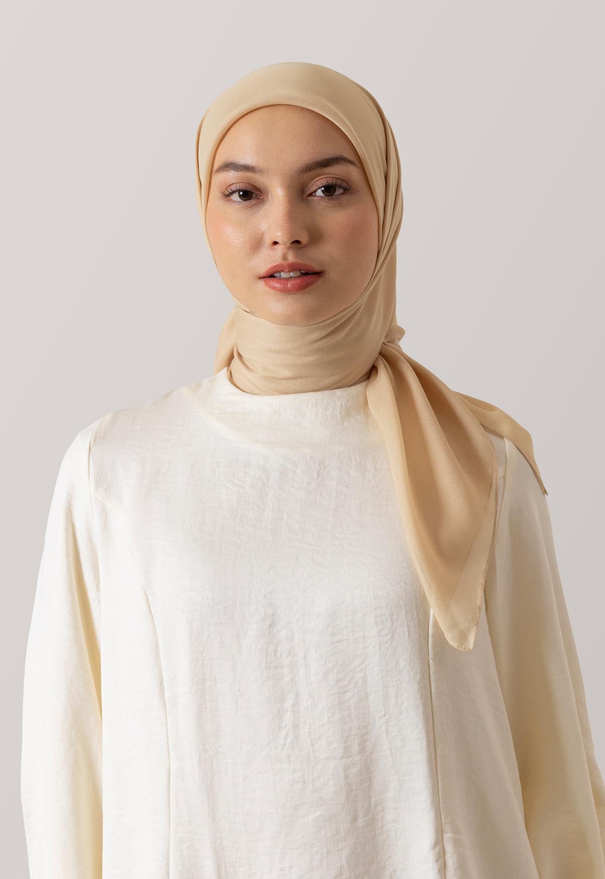 RARINA PARIS SCARF