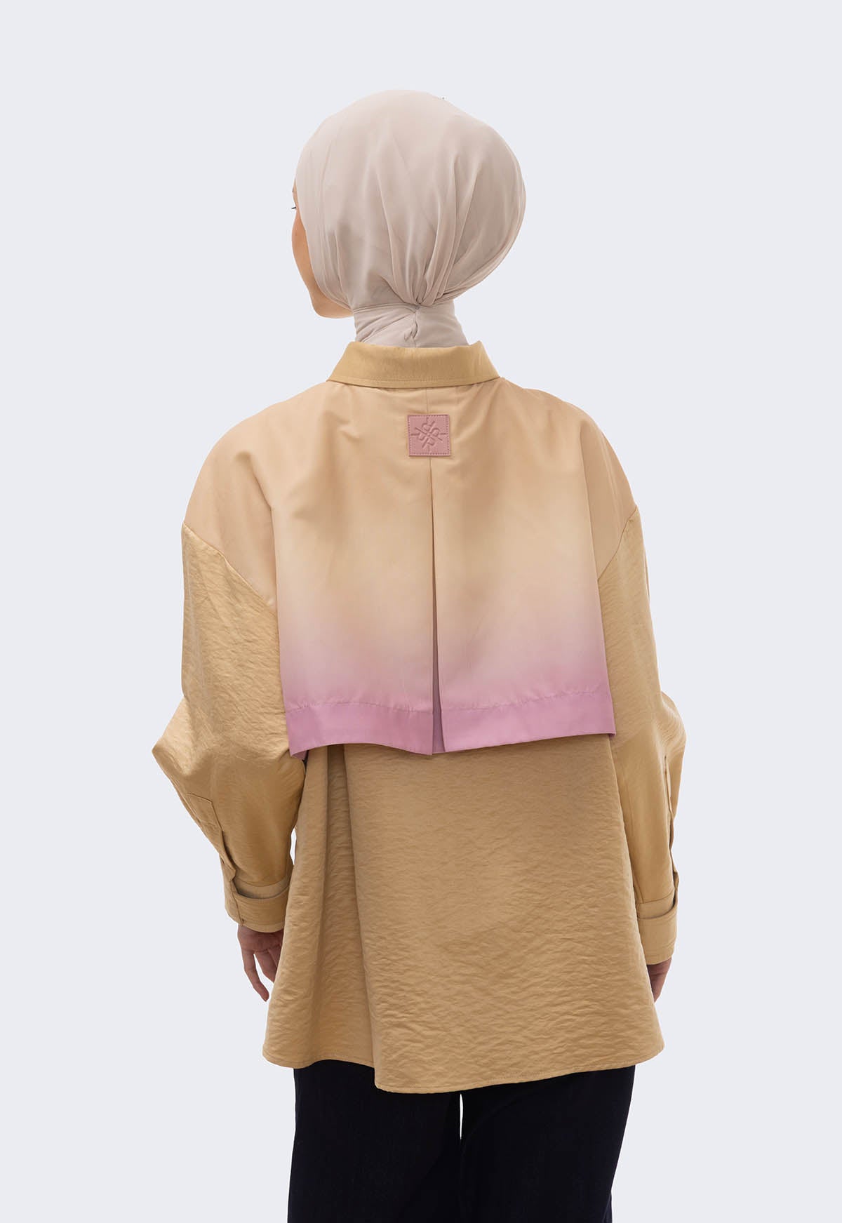MOKITA SHIRT