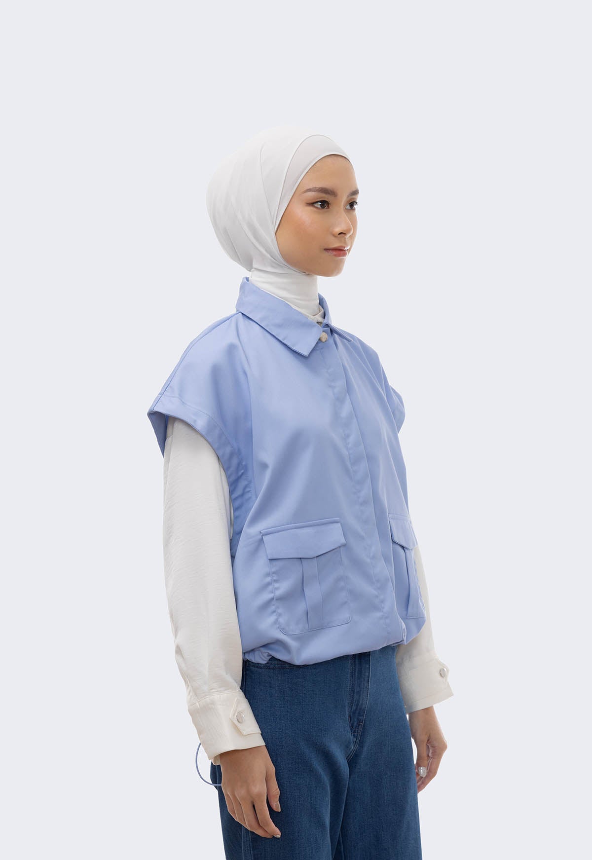 DELTA VEST