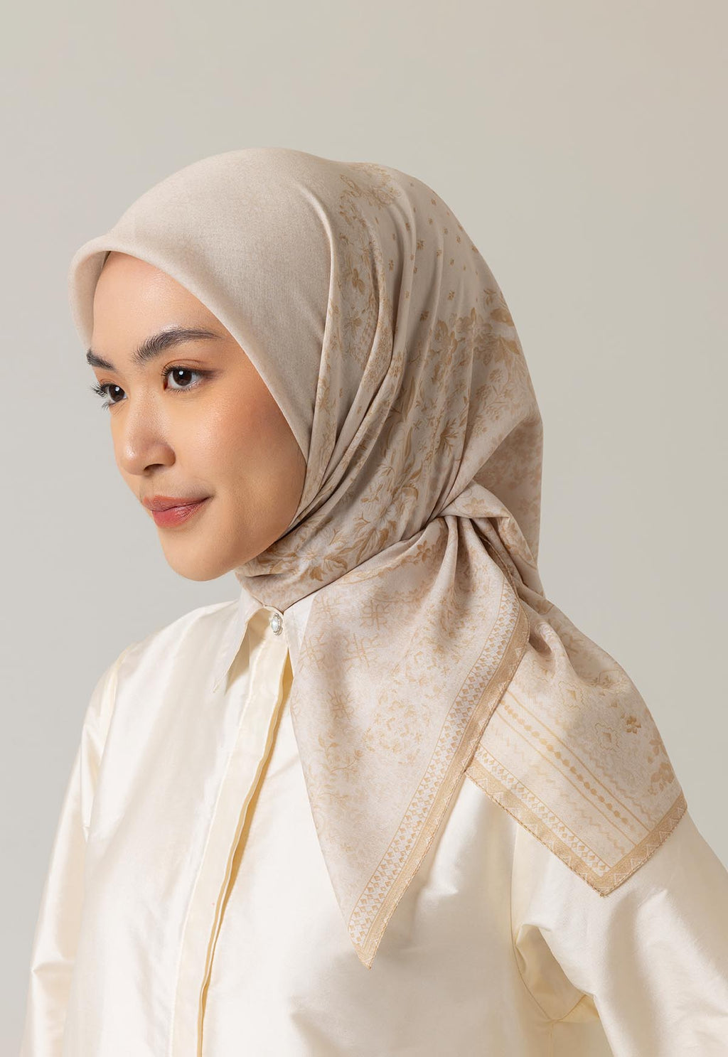 RUZI SCARF