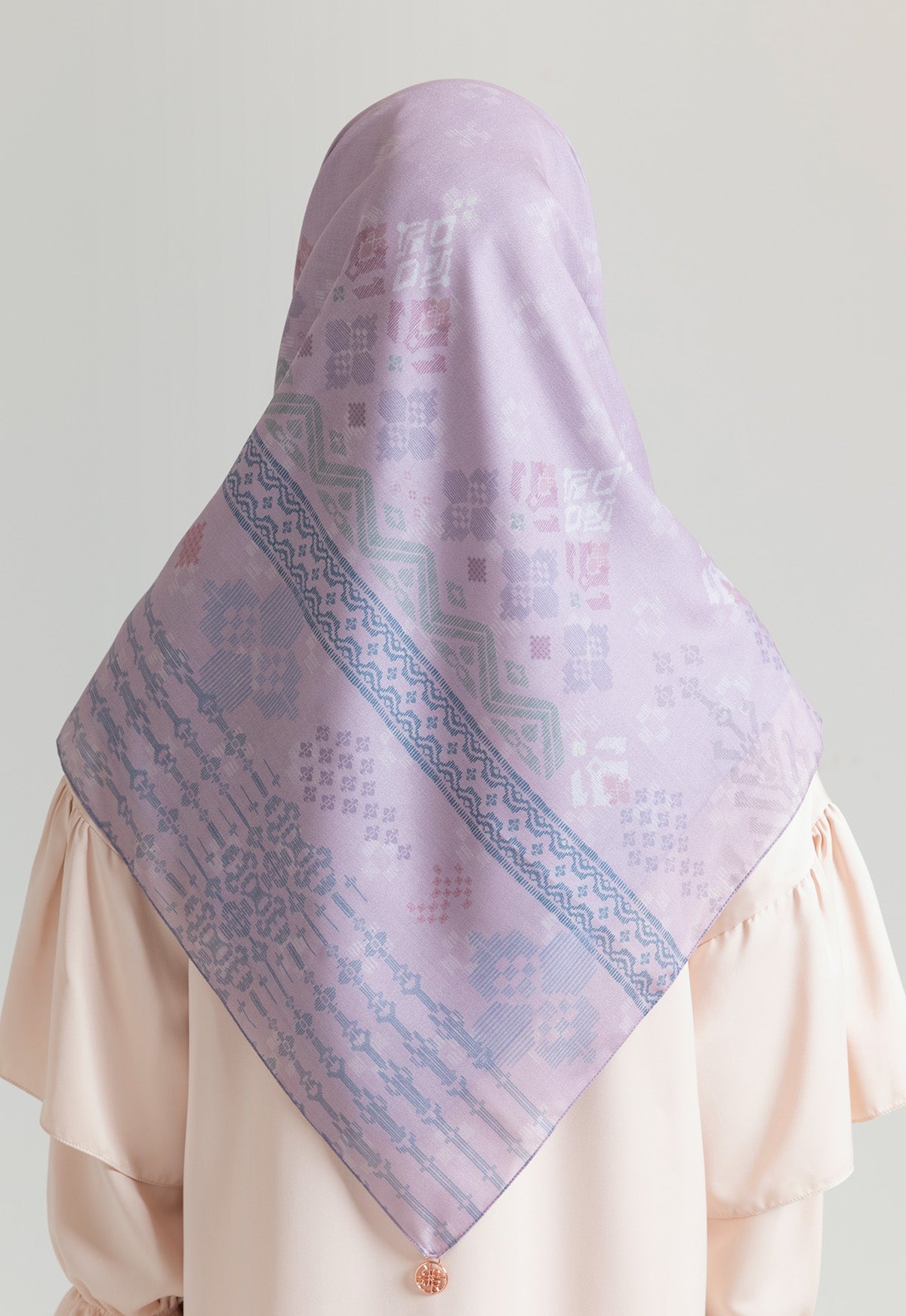ARAIA SCARF