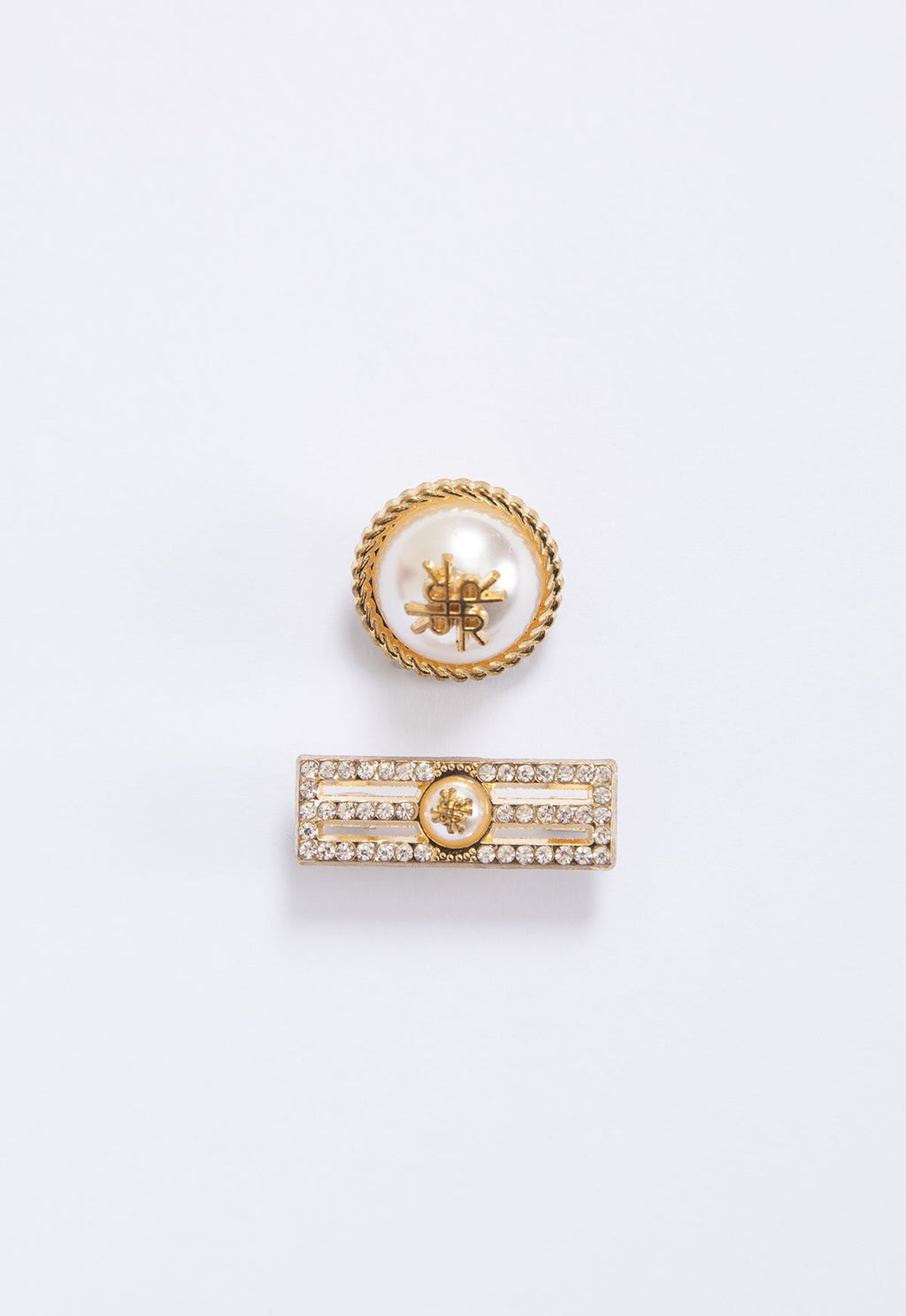 MINOR DEFECT R10 - NAILA PIN SET