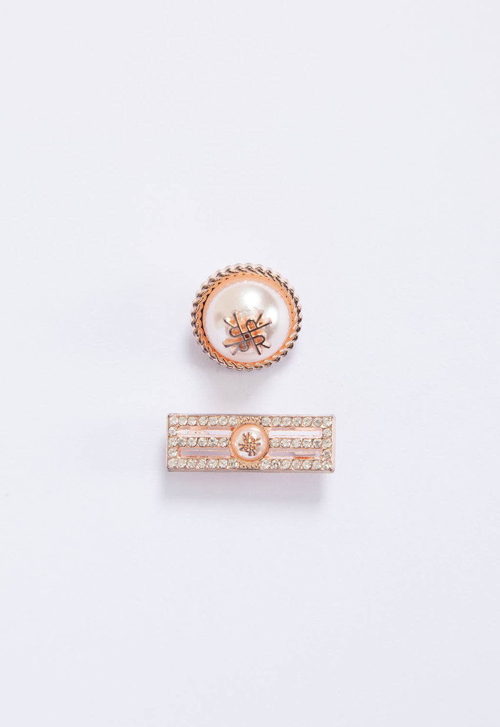 MINOR DEFECT R10 - NAILA PIN SET