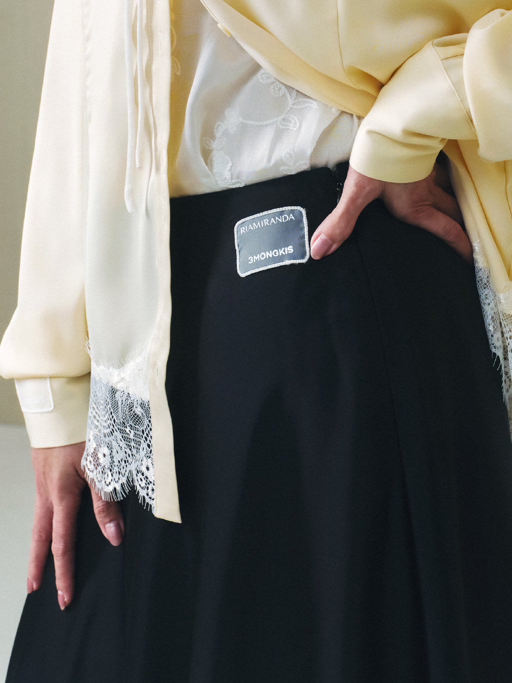 RUNA HANDKERCHIEF SKIRT