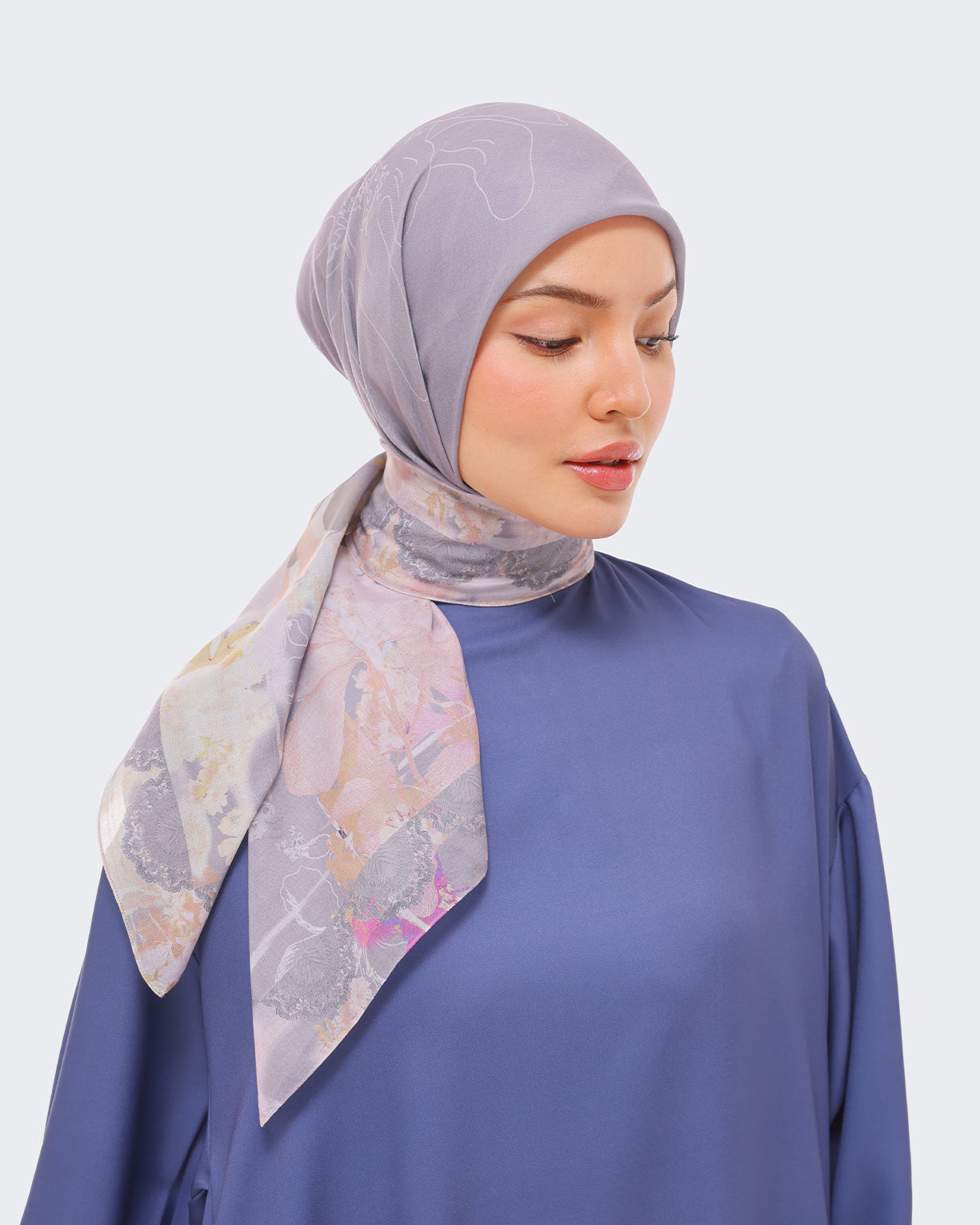 AVIA SCARF