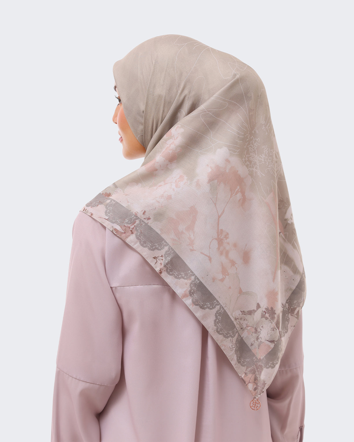 AVIA SCARF