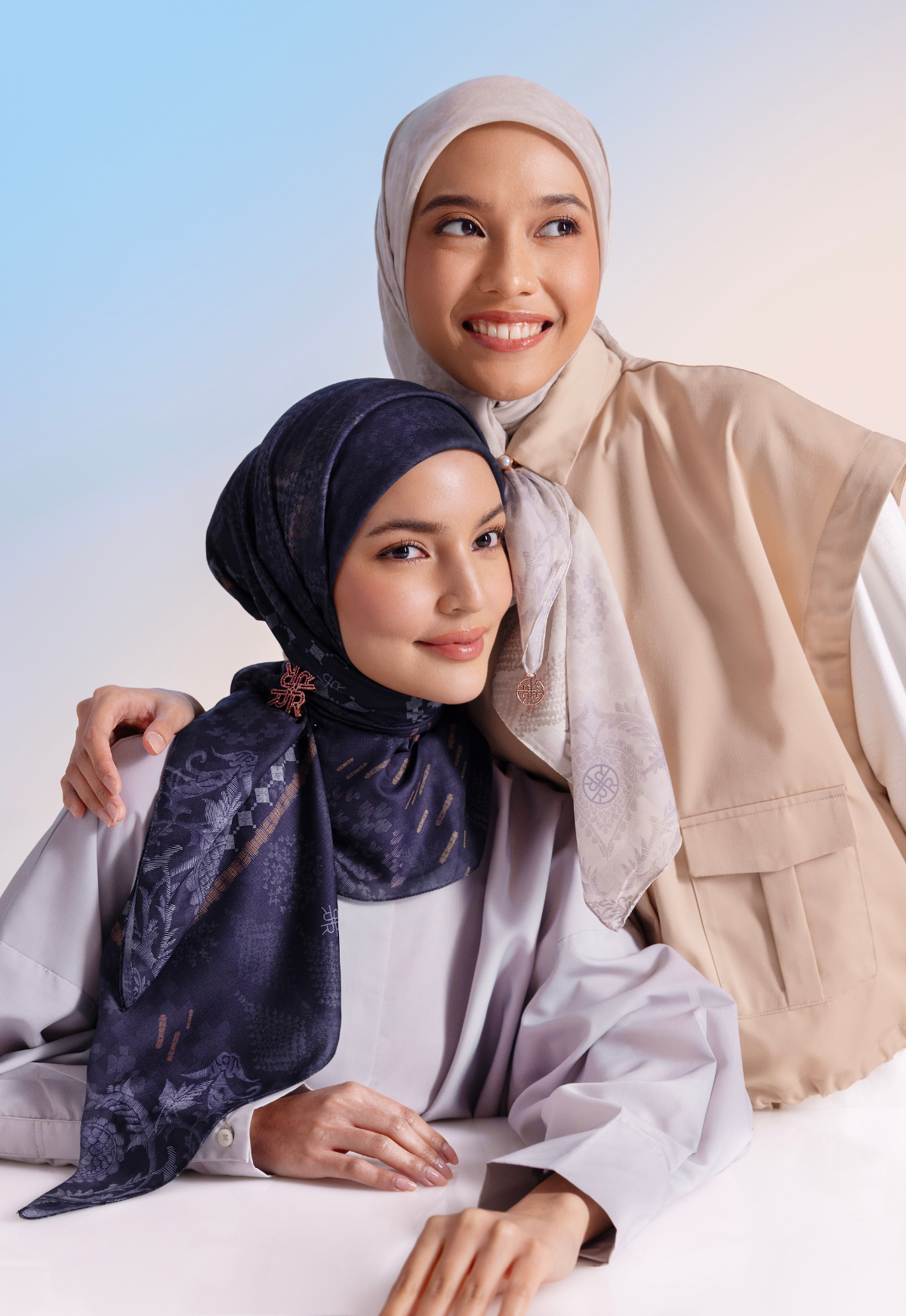 EVELINE SCARF