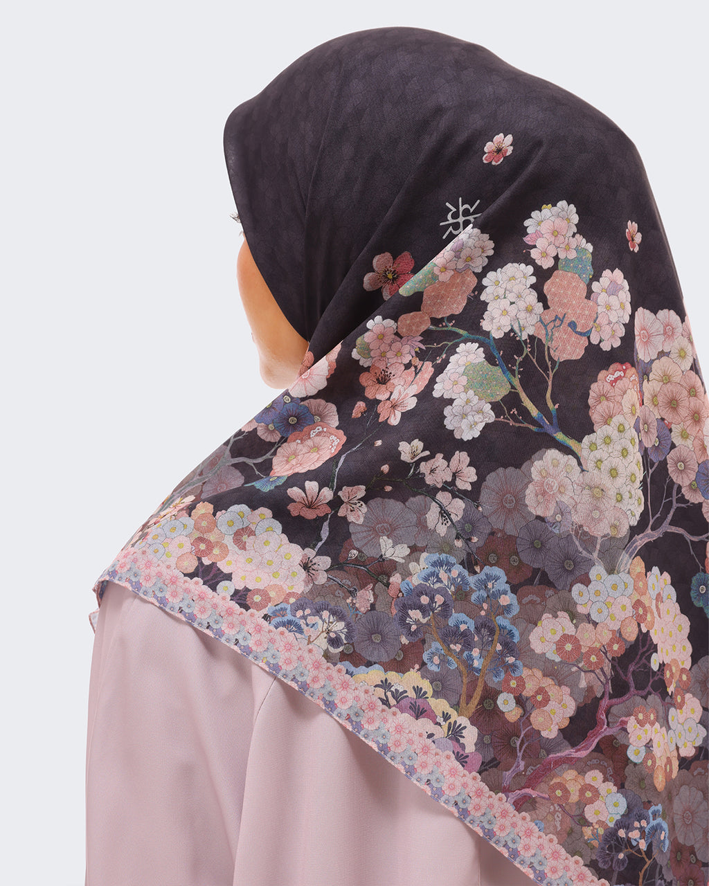 YUKI SCARF