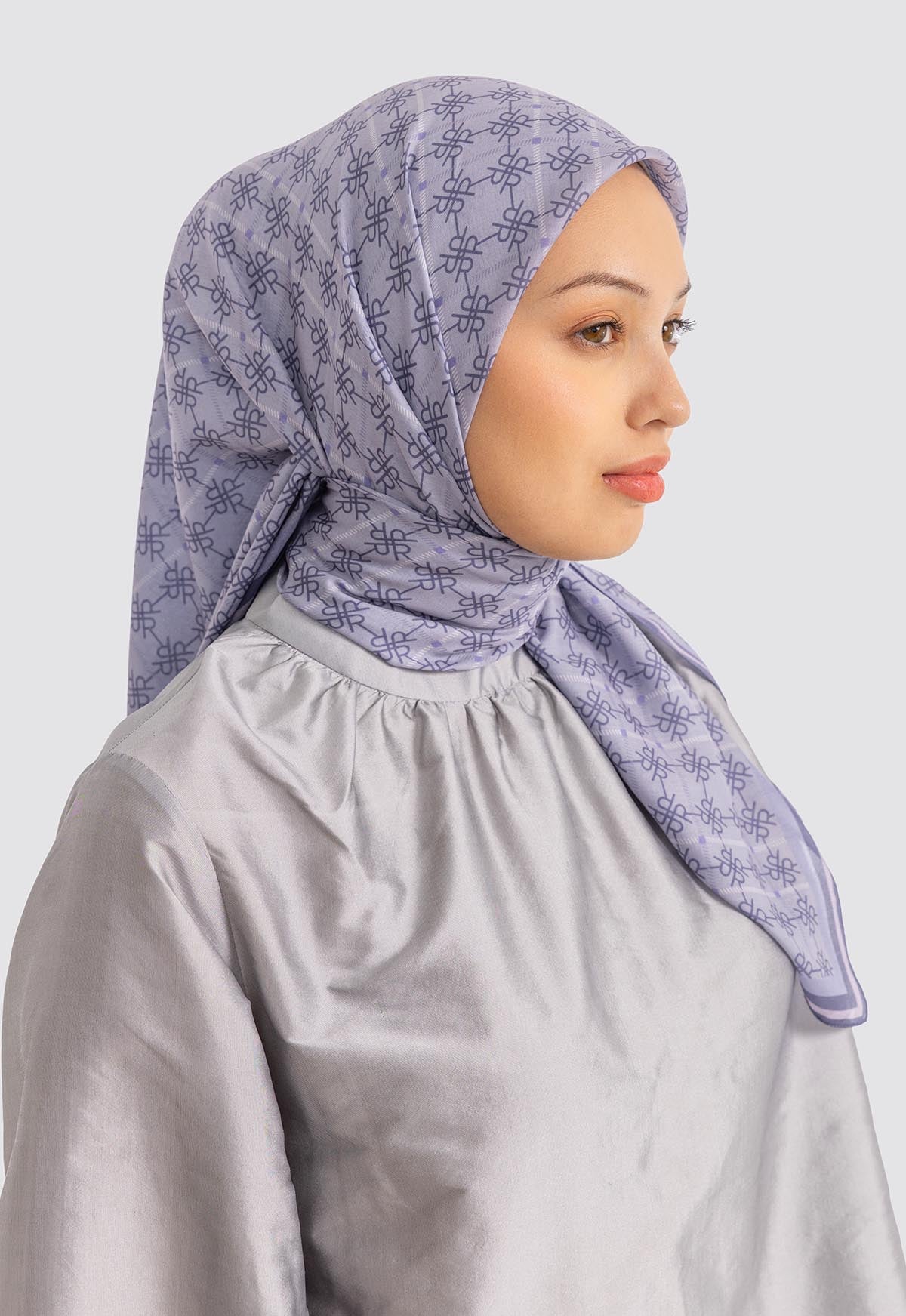 ESHAL SCARF
