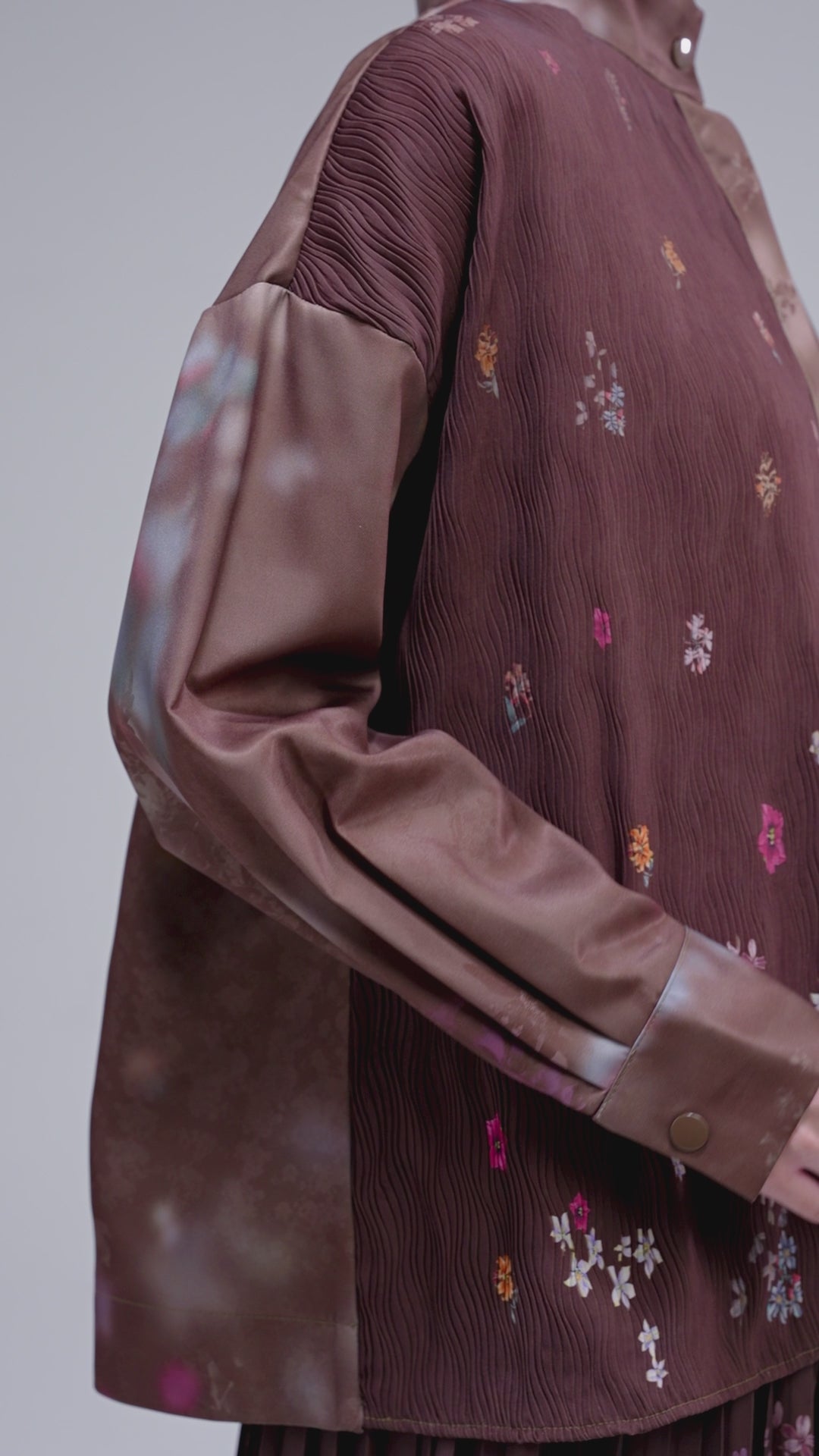 VEYRA JACKET