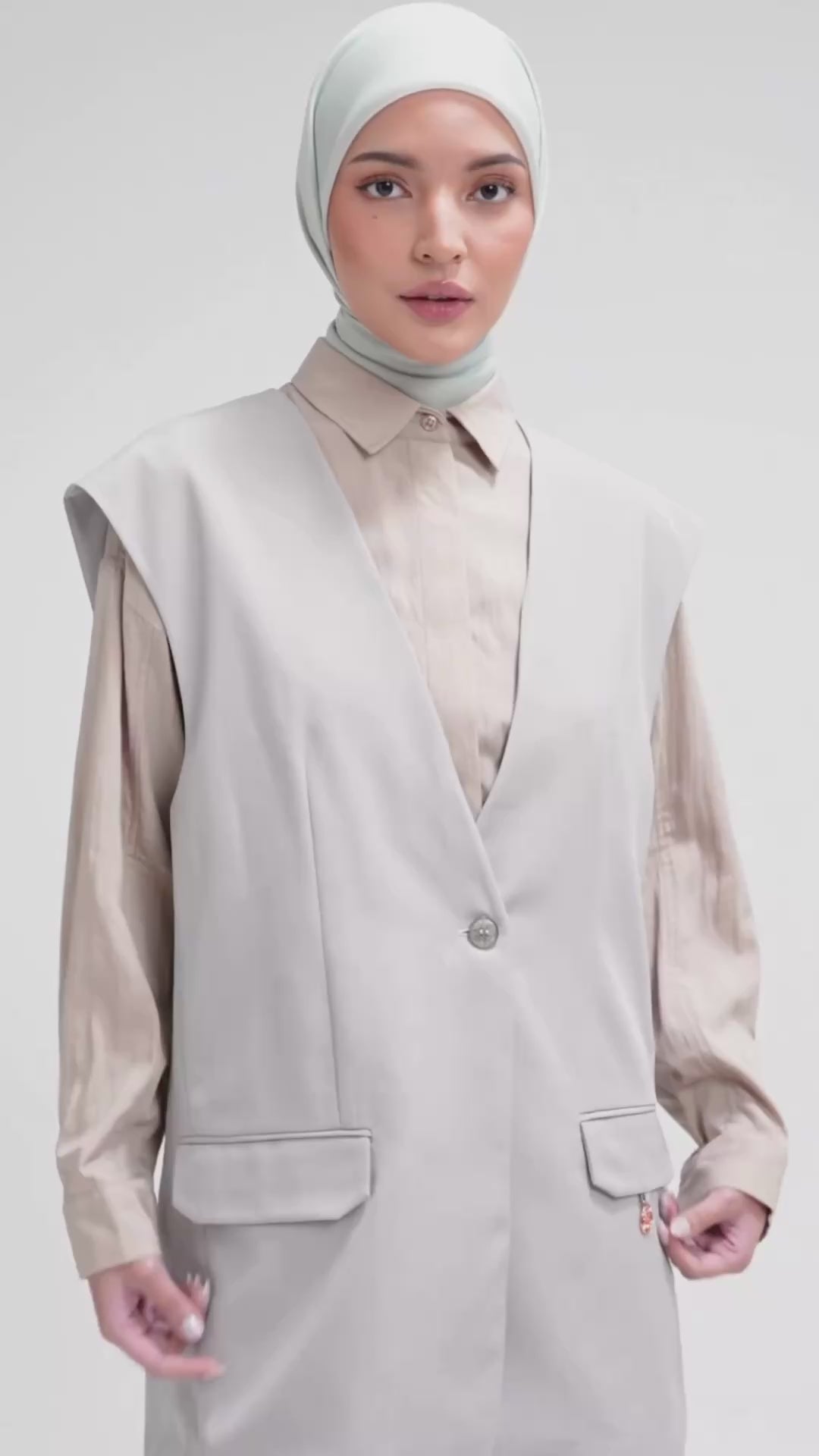 ISANDER VEST