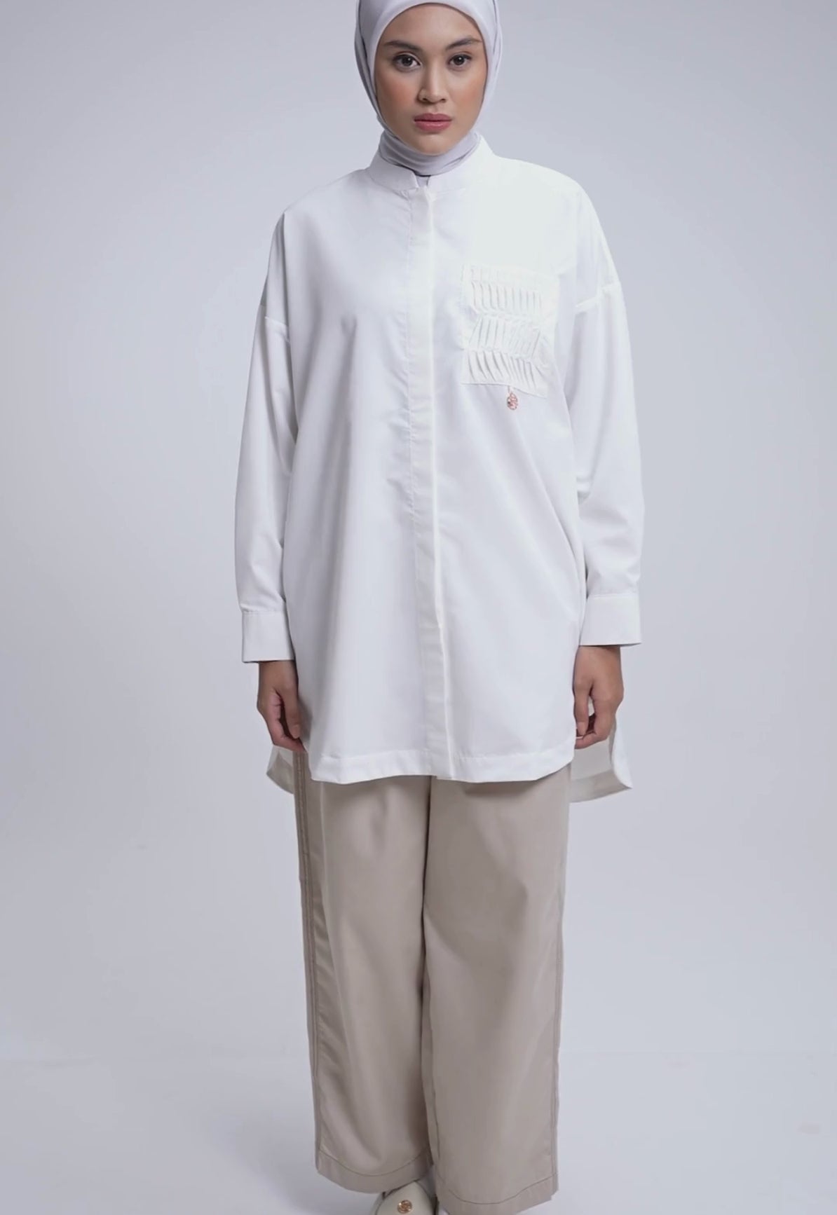 ILYA TUNIC
