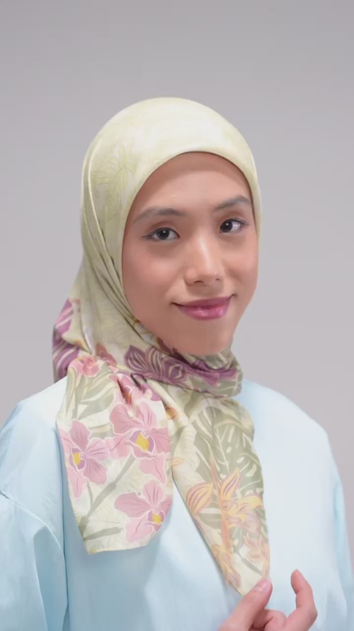 ORCHID WHISPERS SCARF