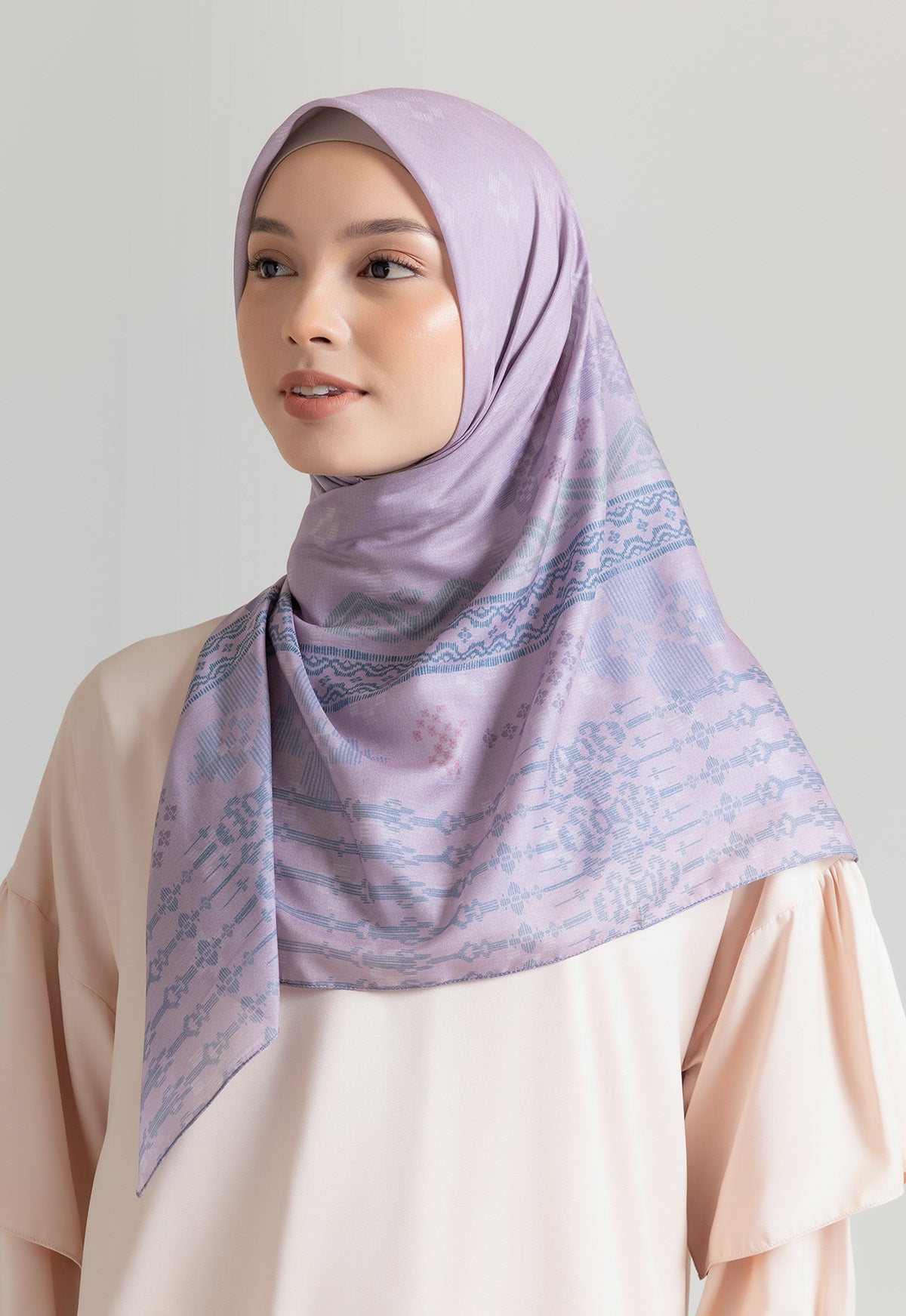 ARAIA SCARF